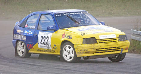 Med en kontrolleret DM-finale hjemkørte Peter Lindgaard Nielsen DM-sølv i sin Opel Kadett GSi.